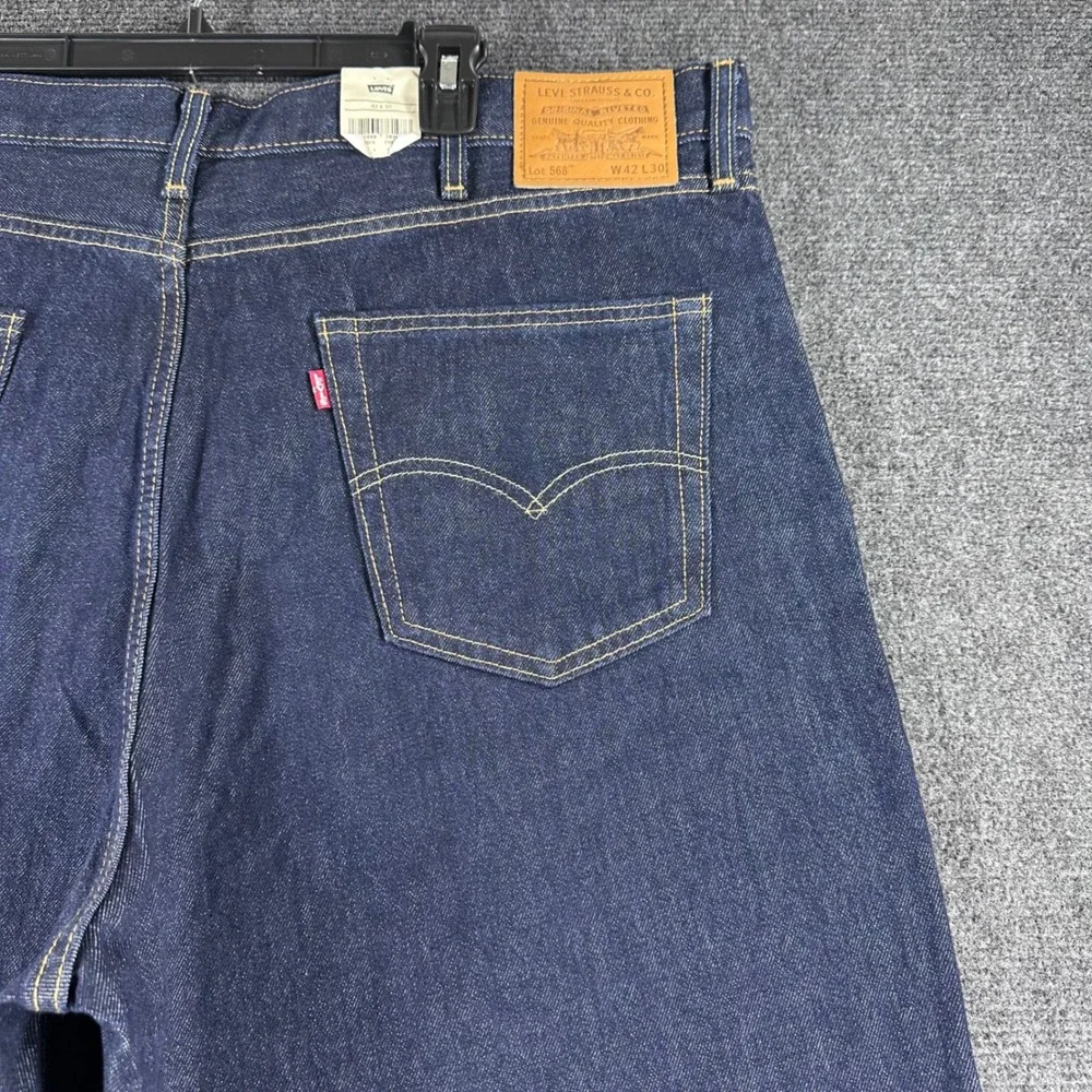 Levi's 568 Jeans Mens 42x30 Loose Straight Leg Denim 100% Cotton NWT